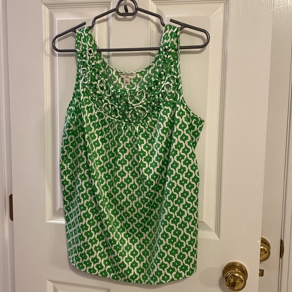 Banana Republic without sleeve top . Like new - Picture 2 of 4